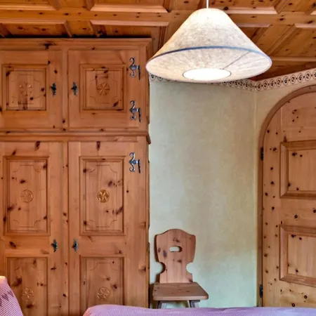 Chesa Grischuna - Apartment Madulain
