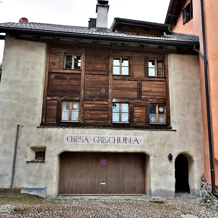 Apartment Chesa Grischuna - Madulain