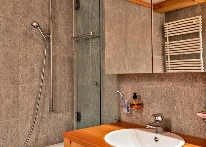 Chesa Grischuna - Madulain